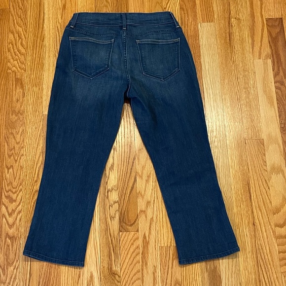 Old Navy “Sweetheart” Style Denim  Capris - Picture 2 of 4